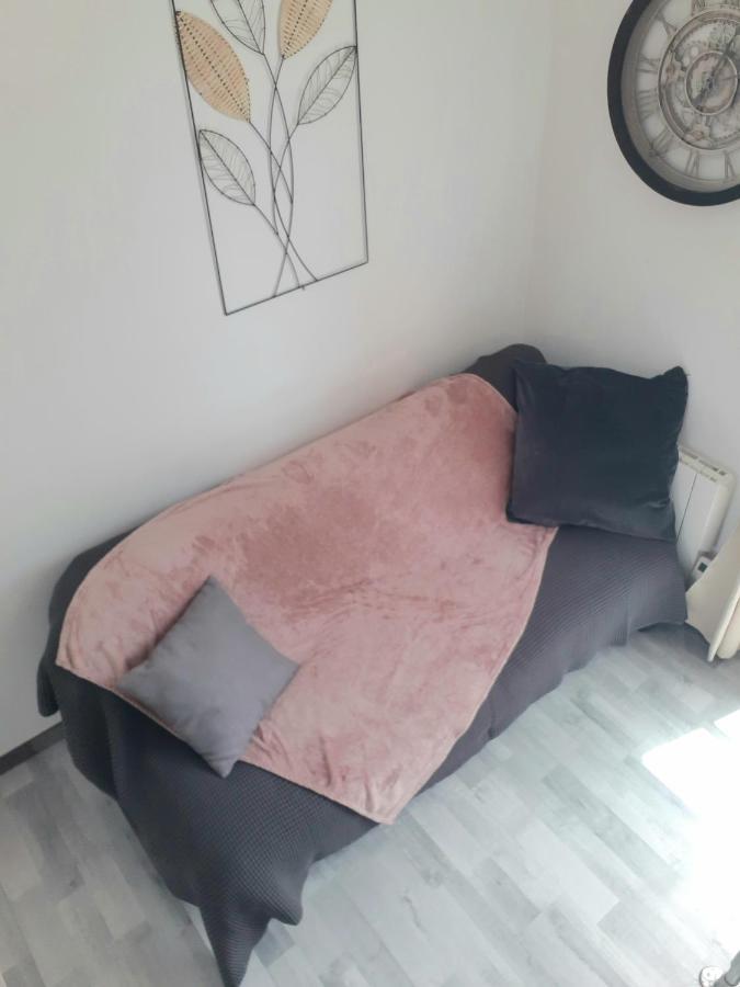 Warm Studio En Duplex Proche Paris Et Disney Lägenhet Neuilly-Plaisance Exteriör bild