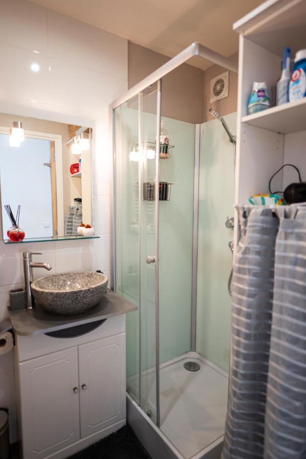 Warm Studio En Duplex Proche Paris Et Disney Lägenhet Neuilly-Plaisance Exteriör bild